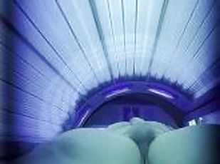 Muscled jock caught jerking off in my tanning bed