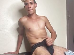 Cute blond boy cum in his Tommy underwear scrubing and like the creampie he eject