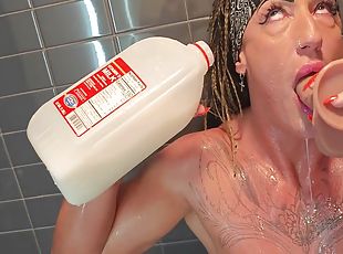 I Fuck Bathed In Milk (full Video In Xvideos Red) 5 Min - Dana X Muscles And Mike Bigcock